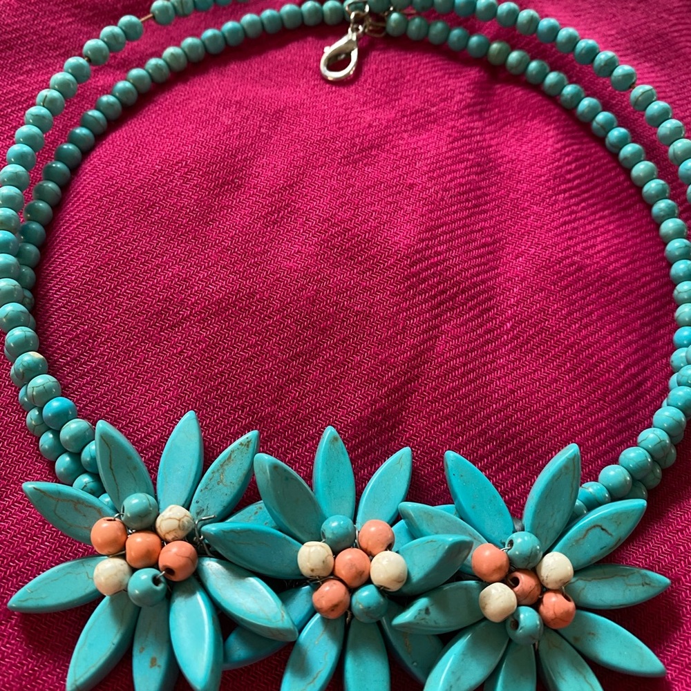 Vintage Torquise & Coral starburst necklace